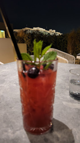Opinii despre Thea Terrace Bar în Αθήνα - Γαστρονομία και φιλοξενία