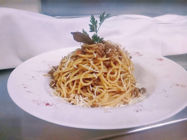 Πολύγυρος 631 00