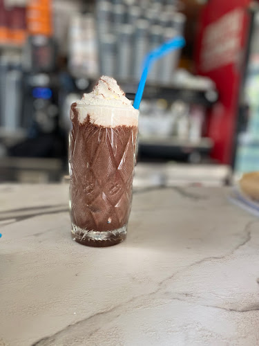 Παλατίνιος - Γαστρονομία και φιλοξενία