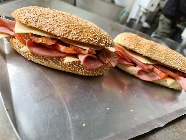 Opinii despre ΦΟΎΡΝΟΣ ΜΑΡΤΑΚΗΣ în Πειραιάς - Γαστρονομία και φιλοξενία