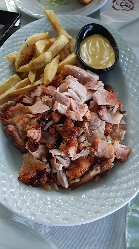 Comentarii opinii despre Φλαμουριές