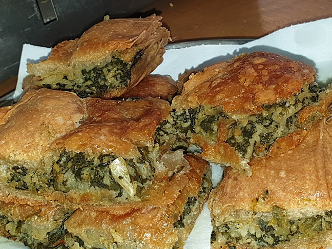 Comentarii opinii despre Αρτοπωλειο Δαμιανιδη