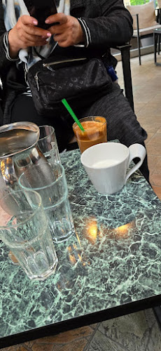 Istiaia café & bistro - Λουτρά Αιδηψού