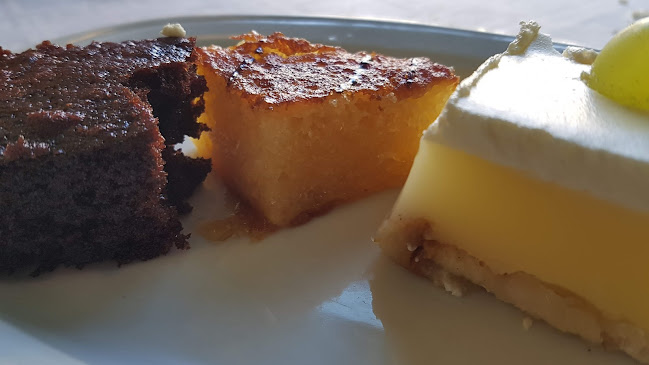 Ουζερί Τσινάρι - Γαστρονομία και φιλοξενία