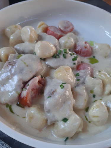 Βρεγμένη Γάτα - Γαστρονομία και φιλοξενία