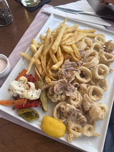 Finikas Taverna - Γαστρονομία και φιλοξενία