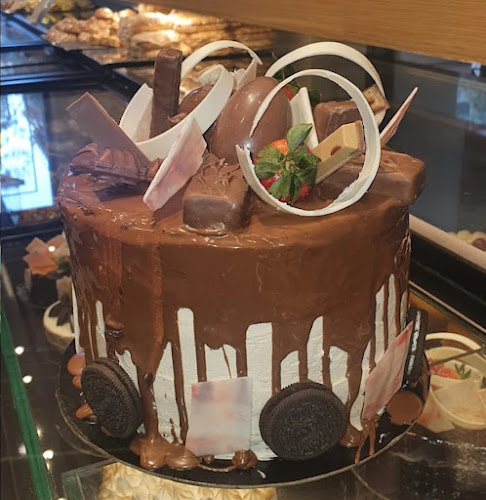 Σπύρου Πάτση 113, Αθήνα 118 55