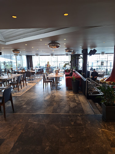 Pisina - Πειραιάς