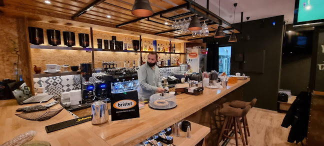 Wise - Γαστρονομία και φιλοξενία