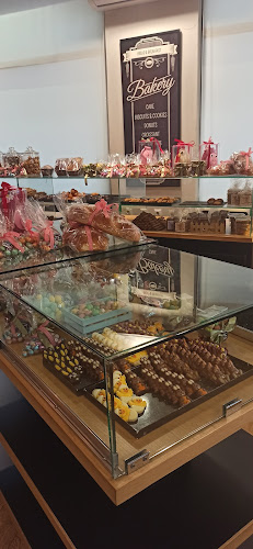 Opinii despre Αλώνι Bakery & Coffee Shop în Πεύκη - Γαστρονομία και φιλοξενία