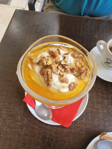 Xenia coffee & snacks - Γαστρονομία και φιλοξενία