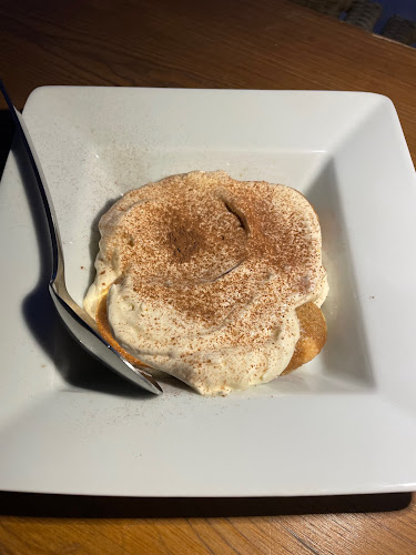 Λοχαγού Γεωργίου Γράβαρη 5, Paros 844 00