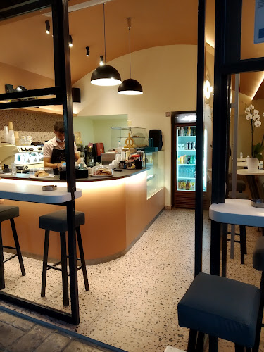 Καφές και σνακ Vivo - Γαστρονομία και φιλοξενία