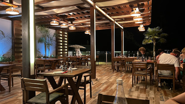 Comentarii opinii despre Amfithea Roof Garden Restaurant Bar