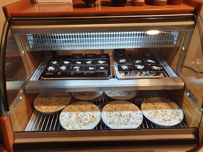 Κομποθανάση Ελένη