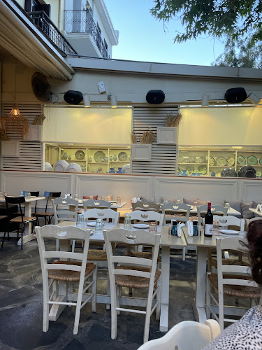 Μπακαλόγατος - Γαστρονομία και φιλοξενία