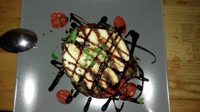 Opinii despre Μελιτίνι în Χολαργός - Γαστρονομία και φιλοξενία