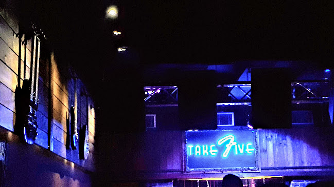 Take five Bar - Γαστρονομία και φιλοξενία