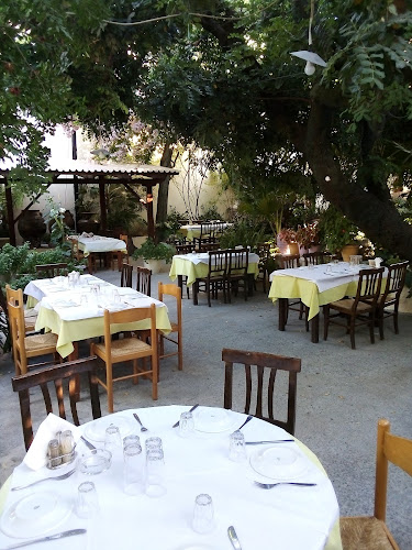 ΜΥΡΙΟΦΥΤΟ - Γαστρονομία και φιλοξενία