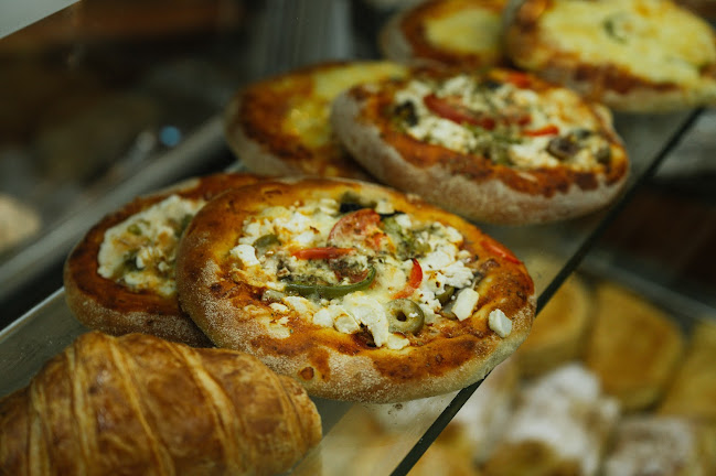 25ης Μαρτίου 252, Μοίρες 704 00