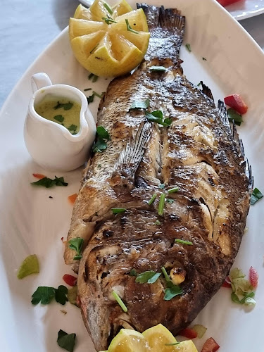 Το Λιμανάκι - Γαστρονομία και φιλοξενία