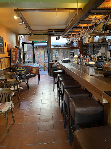 Opinii despre Στοα Καφέ Μπαρ în Λαύριο - Γαστρονομία και φιλοξενία