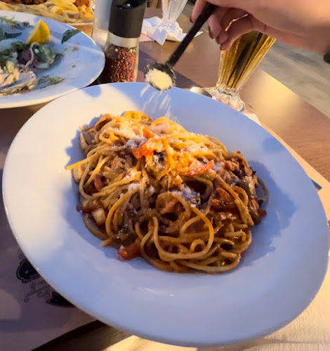 Finikas Taverna - Γαστρονομία και φιλοξενία