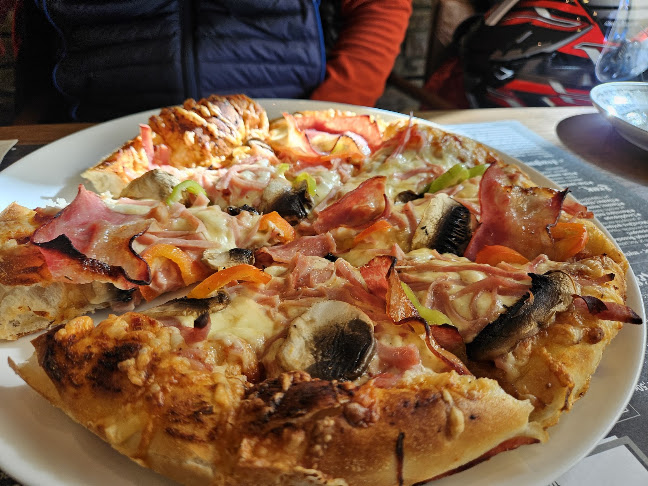 Opinii despre Pizzeria "Per Tutti " în Νεάπολη - Γαστρονομία και φιλοξενία