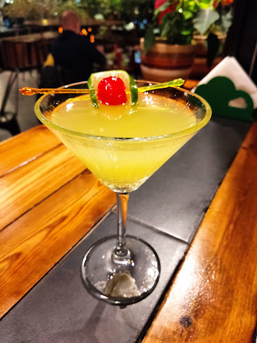 Opinii despre Μελιτίνι în Χολαργός - Γαστρονομία και φιλοξενία