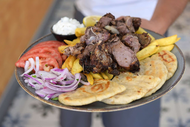 Comentarii opinii despre Αυγουστίνος Μαγειρείο - Avgoustinos Greek Restaurant