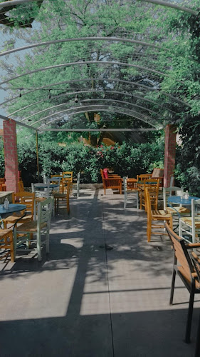 Αρτοζαχαροπλαστείο Μικρή Πλατεία