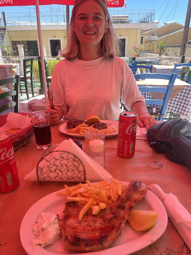 Comentarii opinii despre Ψητοπωλείο - Pelekas Grill