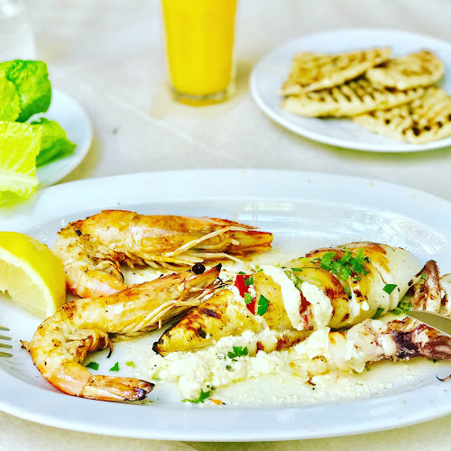 Opinii despre VASILIS RESTAURANT în Ρόδος - Γαστρονομία και φιλοξενία