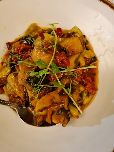 Τρικάλων 2, Καλαμπάκα 422 00