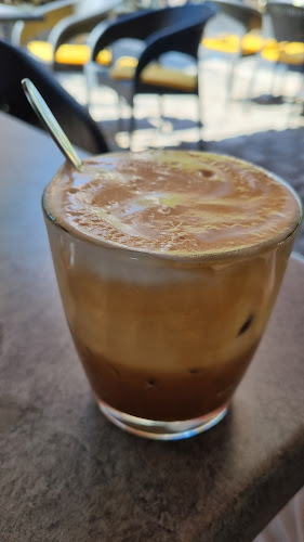 Comentarii opinii despre Metro Cafe