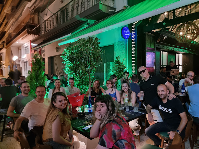 Τάϊμς Καφέ|Μπάρ - Γαστρονομία και φιλοξενία