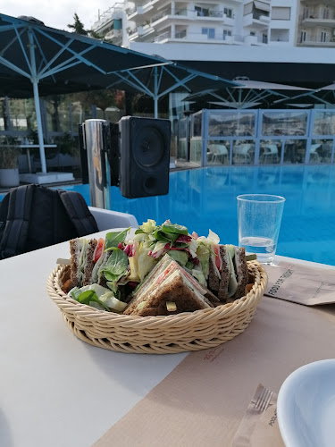 Pisina - Πειραιάς