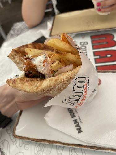 Opinii despre Mam Souvlaki Skiathos în Σκιάθος - Γαστρονομία και φιλοξενία