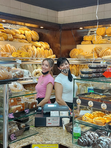 Bakery Coffee Sweet Ηπειρωτικό - Κρέτσης Απόστολος Ιωάννινα - Γαστρονομία και φιλοξενία