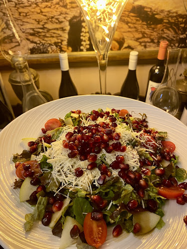 Opinii despre Οδός ονείρων în Τύρναβος - Γαστρονομία και φιλοξενία