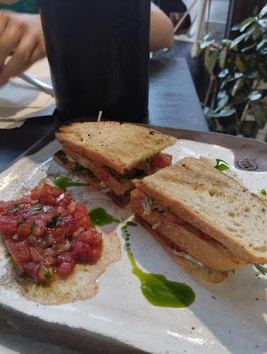 Avli - Γαστρονομία και φιλοξενία