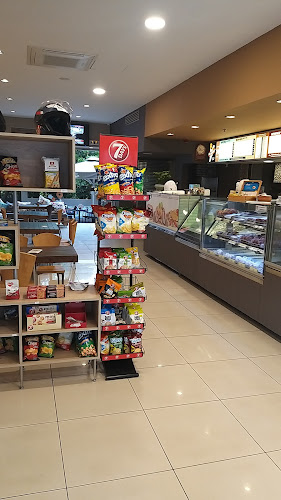 Mr. Donut - Γαστρονομία και φιλοξενία