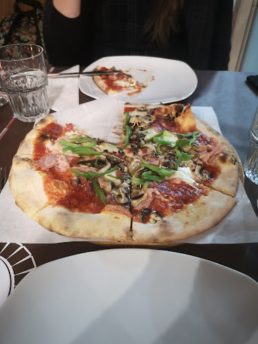 Gusto Divino | Trattoria - Pizzaria