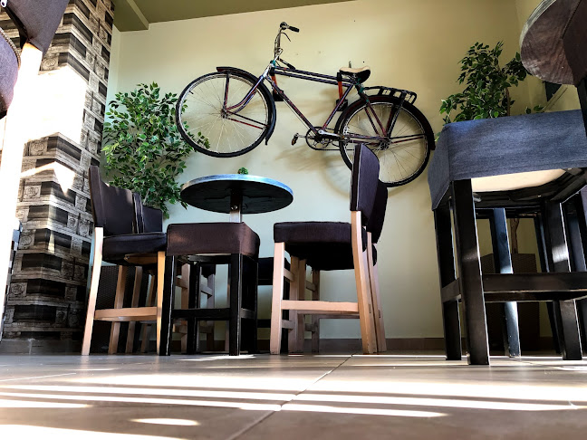 Comentarii opinii despre Friends Cafe-Bar