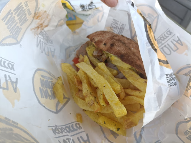 Opinii despre Καρβουνάκια în Καβάλα - Γαστρονομία και φιλοξενία