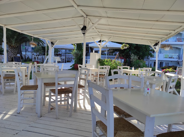Opinii despre Ammos Beach Bar Restaurant în Χρυσή Αμμουδιά - Γαστρονομία και φιλοξενία