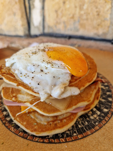 Comentarii opinii despre Istiaia café & bistro