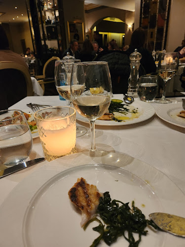 17 Εστιατόριο - Μπαρ - Γαστρονομία και φιλοξενία