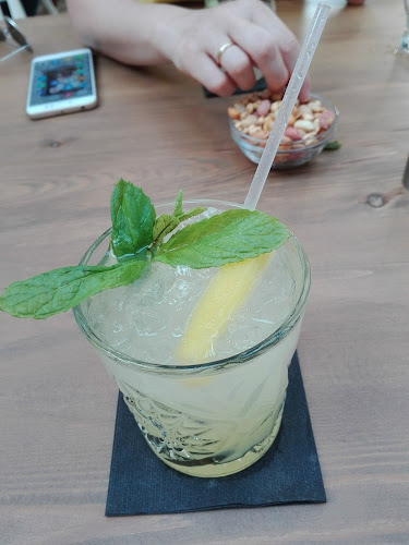 Xalavro Open Bar Restaurant - Γαστρονομία και φιλοξενία