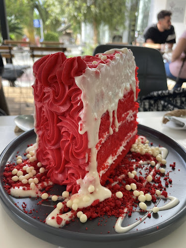 Opinii despre Sweet Spoon by Dimitris Drakos în Αργυρούπολη - Γαστρονομία και φιλοξενία